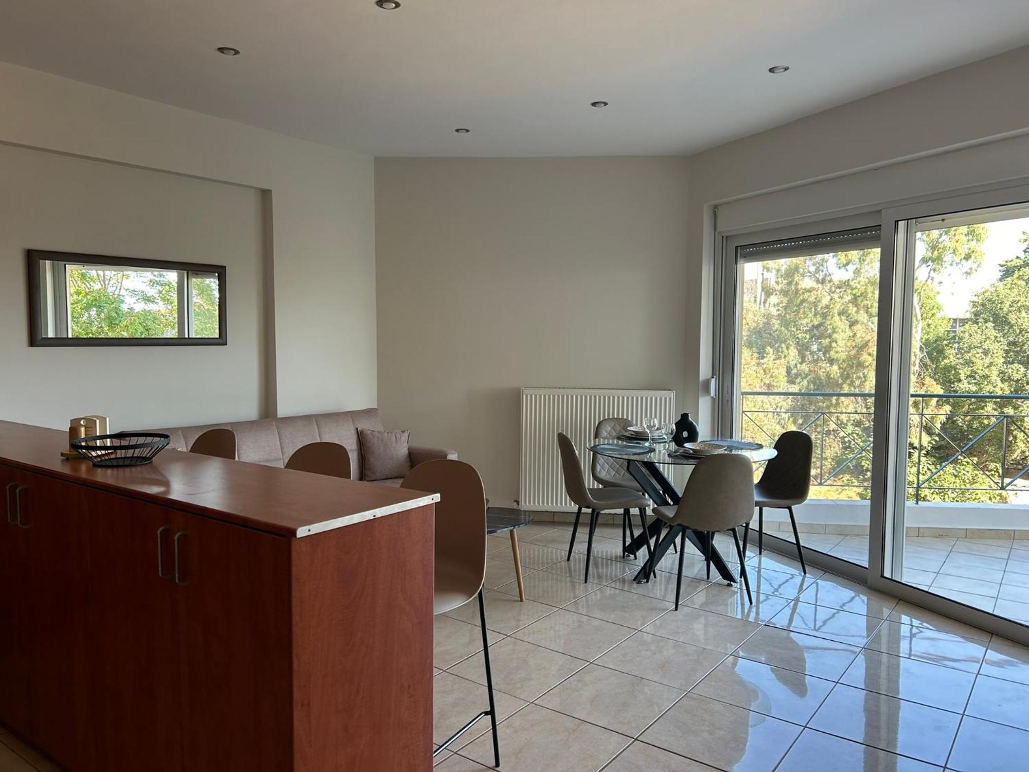 - Heart Of With 2 Minute Walk To The Apartment