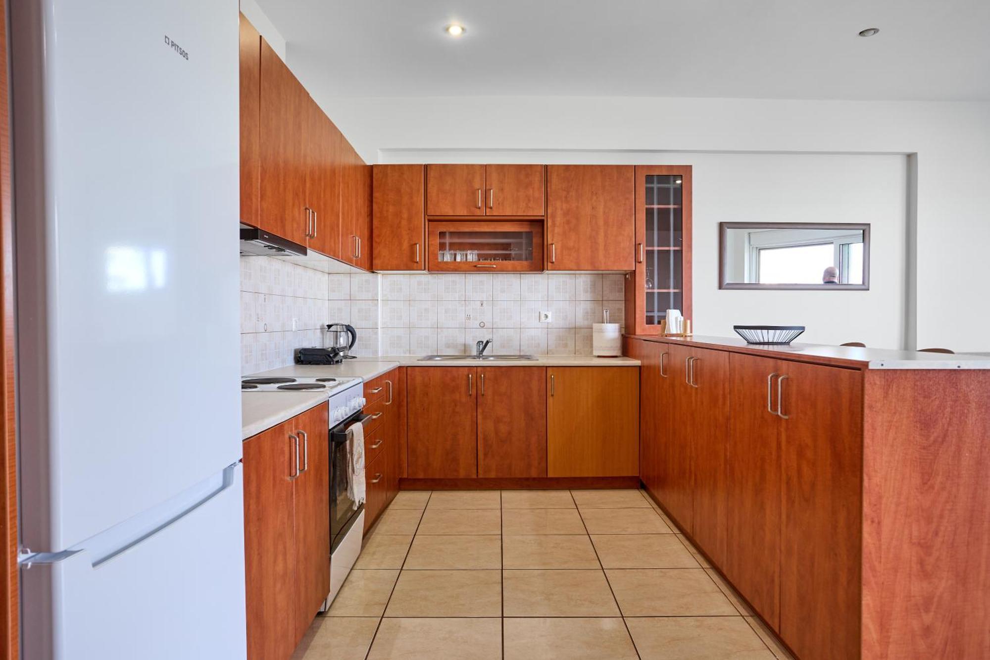 - Heart Of With 2 Minute Walk To The
