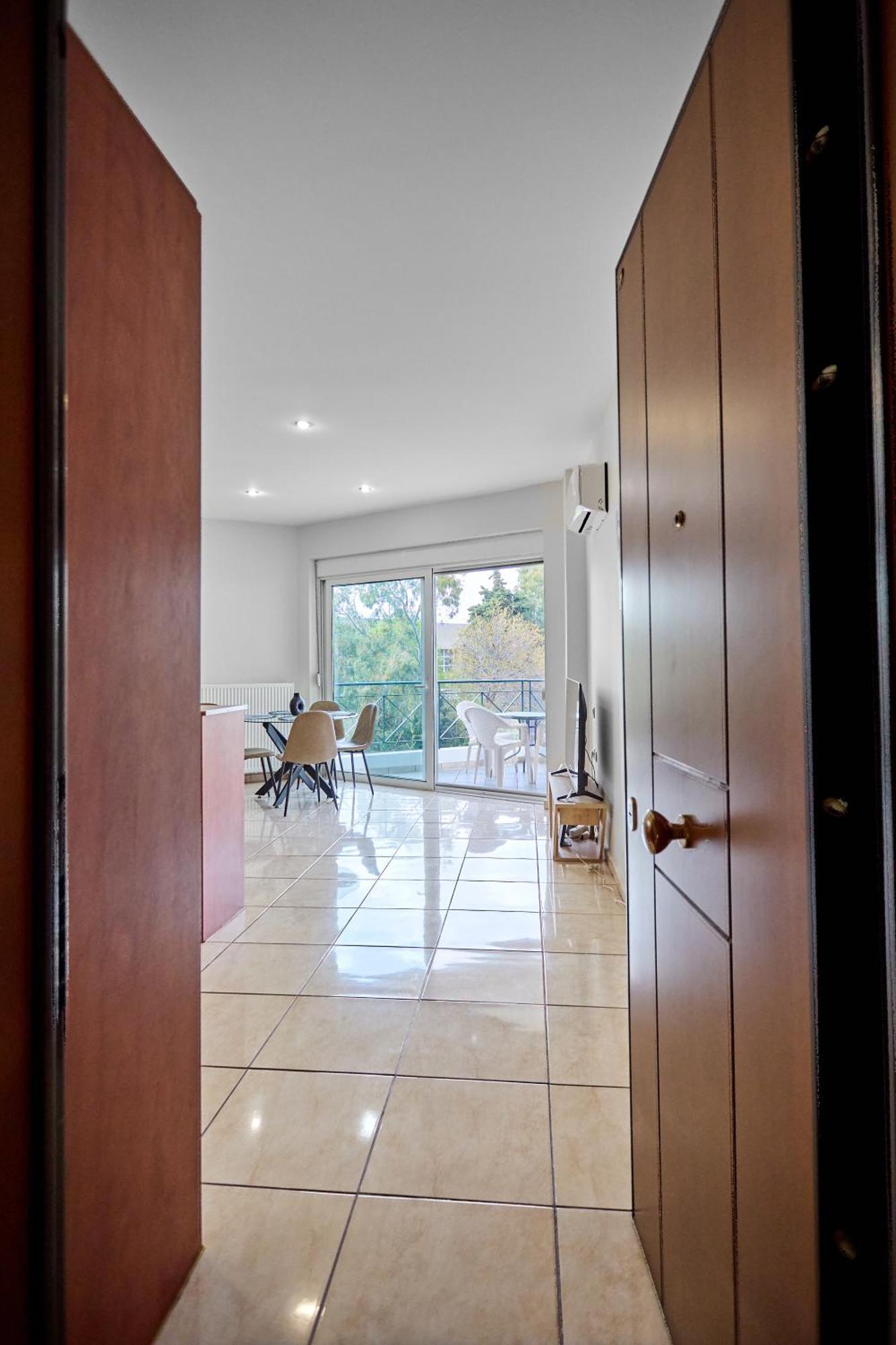 - Heart Of With 2 Minute Walk To The Apartment