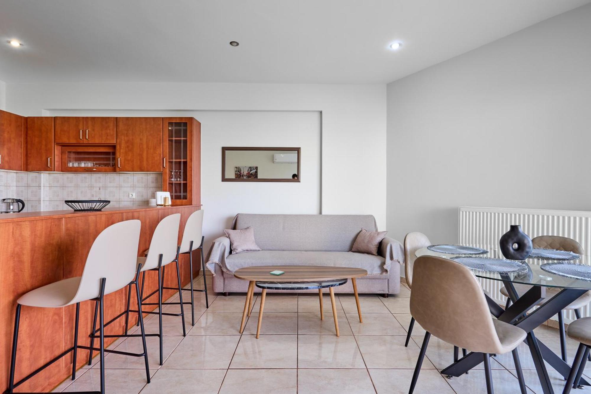 - Heart Of With 2 Minute Walk To The Apartment Chios Town